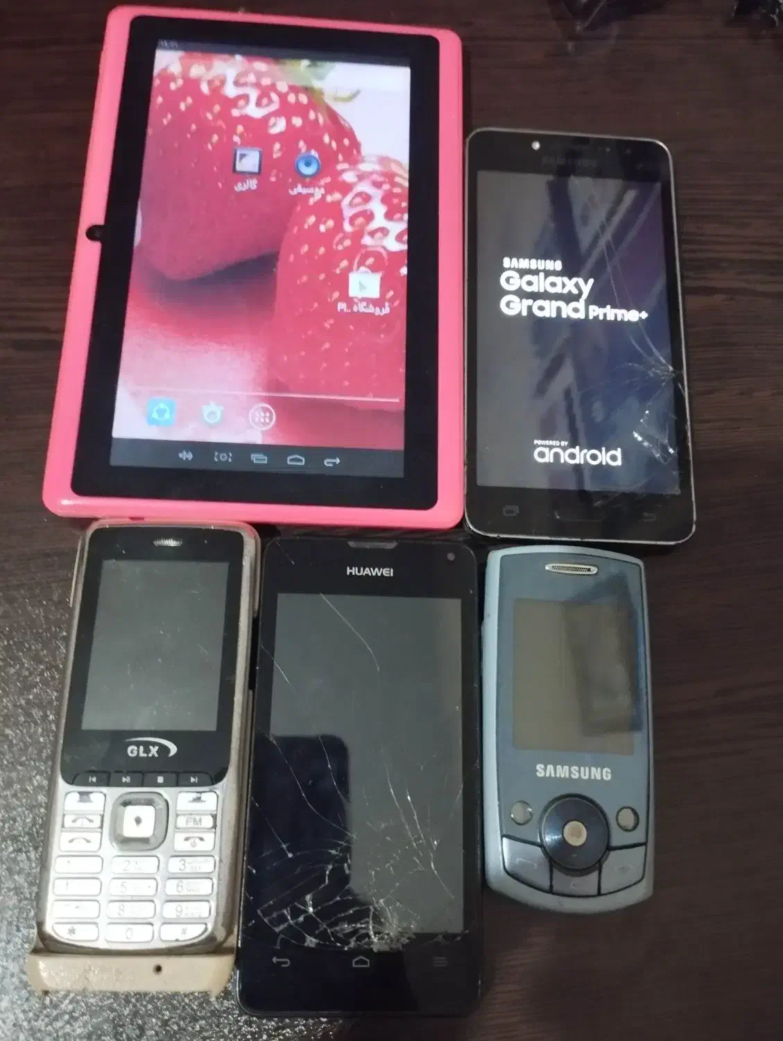 4 عدد گوشی و تبلت یکجا|موبایل|اسلام‌شهر, شهرک واوان|دیوار