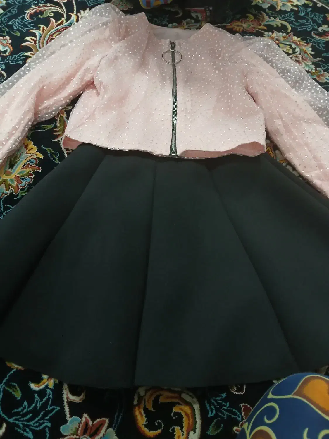 لباس مجلسی|لباس|ازنا, |دیوار