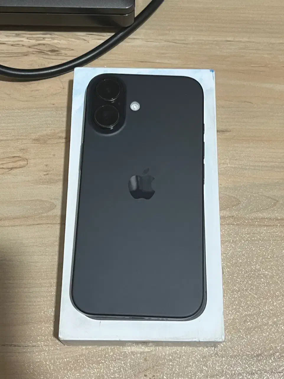 ایفون ۱۶ نرمال ۱۲۸ در حد نو پارت نامبر Ch|موبایل|اهواز, آریاشهر|دیوار