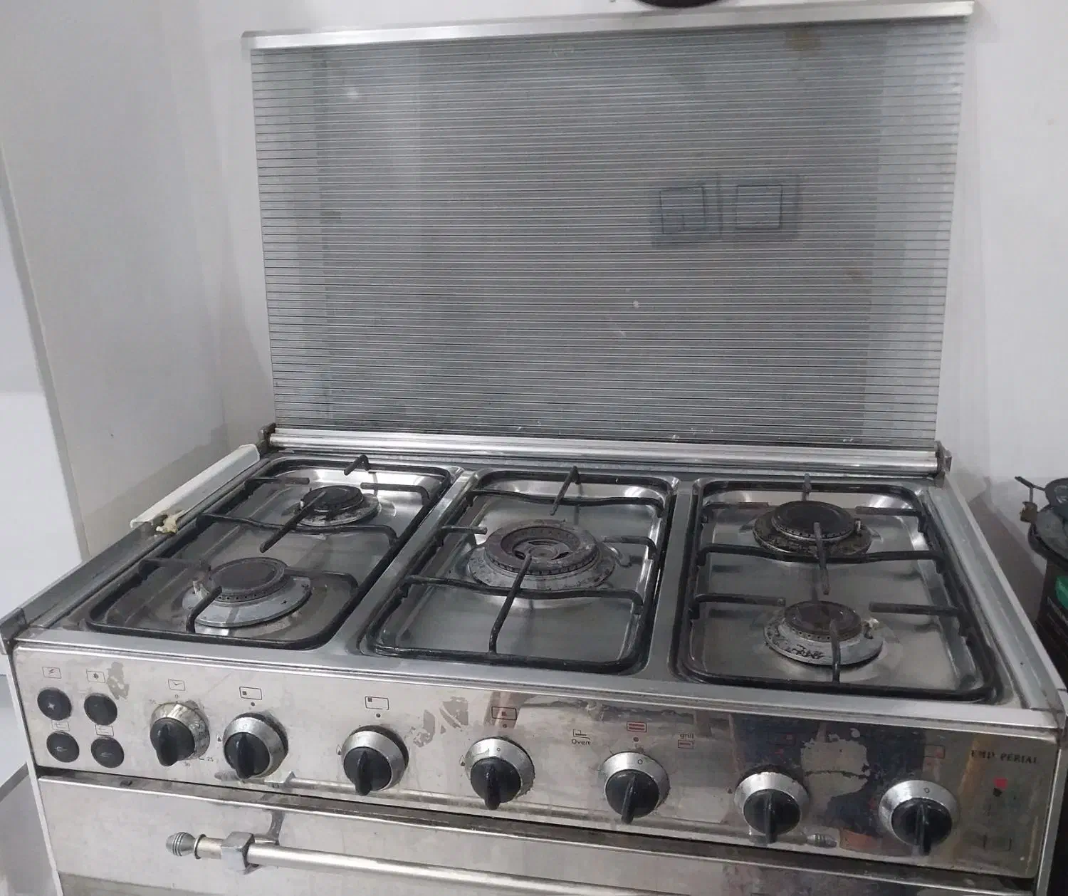 گاز طرح فر  کار کرده  وسالم|اجاق گاز و لوازم برقی پخت‌وپز|شیراز, دشت چنار|دیوار