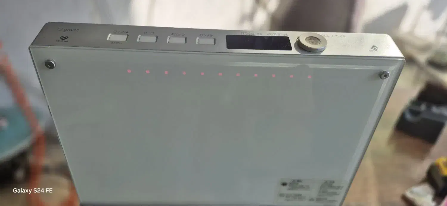 بخاری شیشه ای ژاپنی سفید ۴۰۰۰|بخاری، هیتر، شومینه|نیشابور, هفده شهریور|دیوار