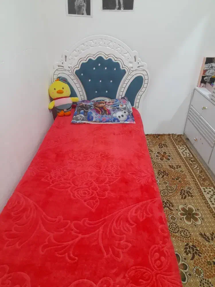 تخت خواب یک نفره|تخت و سرویس خواب|مهاباد (آذربایجان غربی), |دیوار