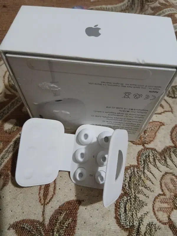 ایرپادپرو۲اوجینال،یکی از گوشی هاش گم کردم،درحدنو|پخشکننده همراه|کوهدشت, |دیوار