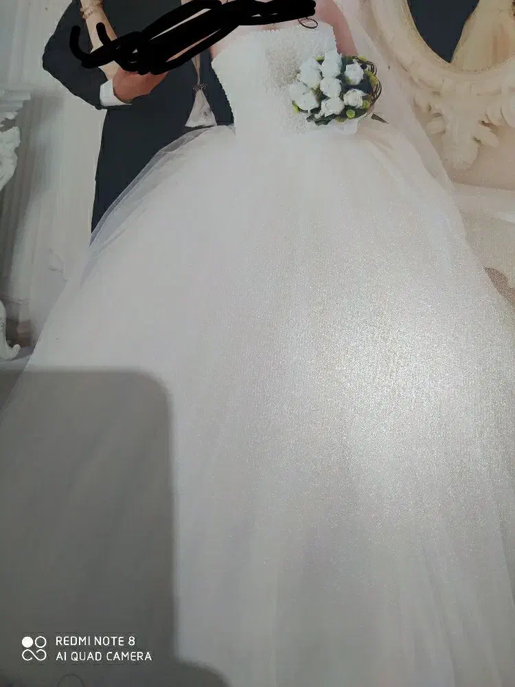 لباس عروس|لباس|بومهن, |دیوار