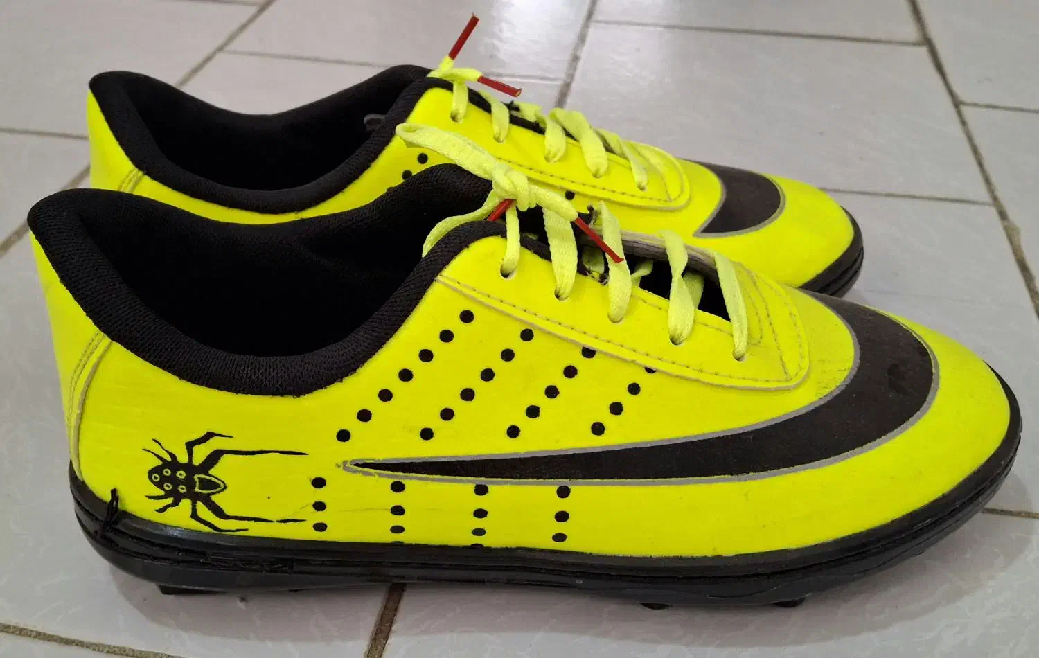 کتانی ورزشی چمن سایز ۴۰|کیف، کفش، کمربند|رشت, سلیمانداراب|دیوار