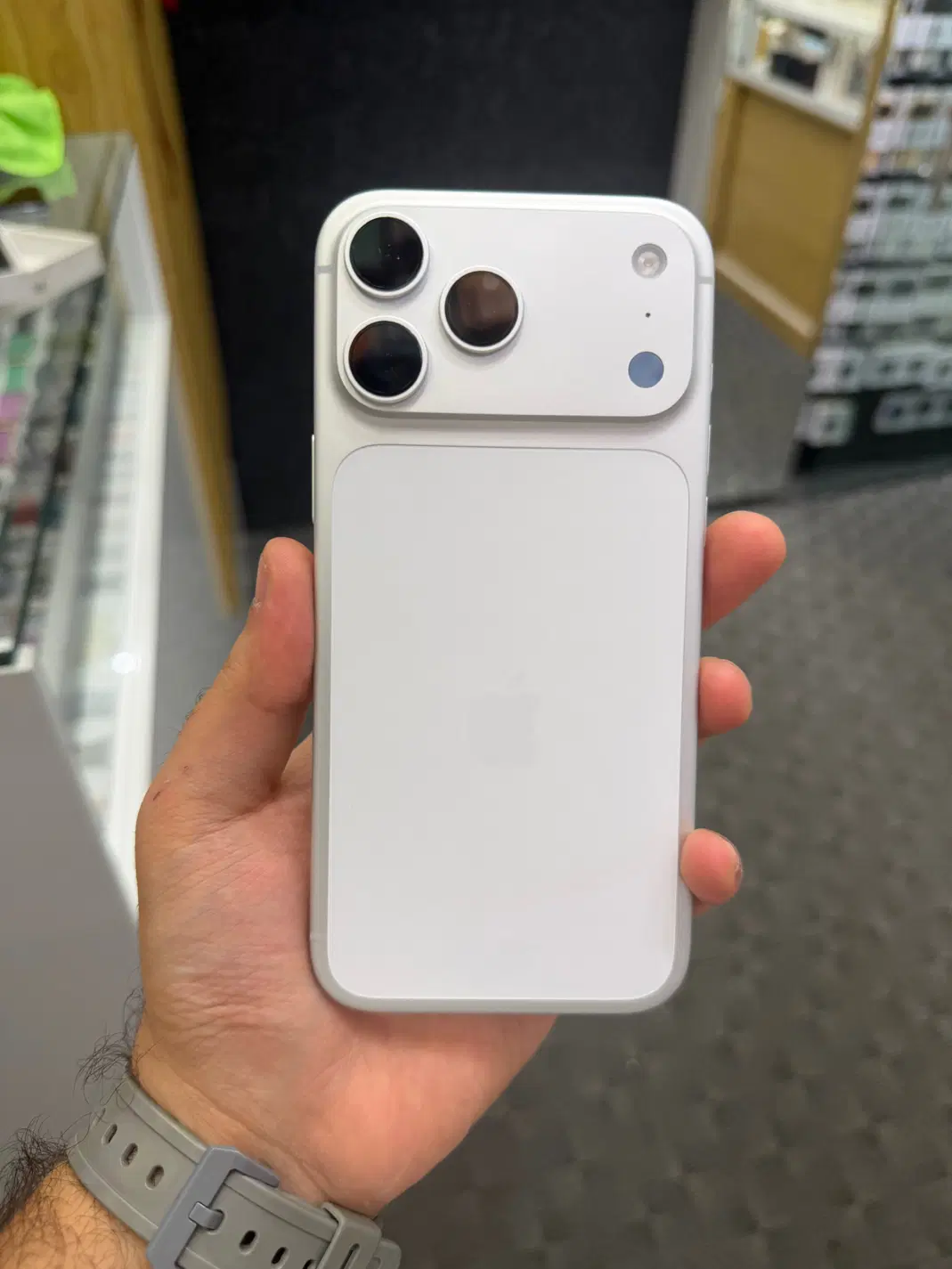 Iphone 17 promax battry 100|موبایل|تهران, باغ فیض|دیوار