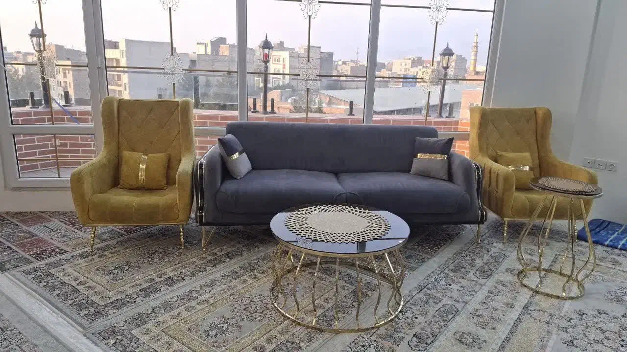 مبل چستر 9 نفره+ 4 فرش نه متری|مبلمان خانگی و میز عسلی|پاکدشت, پاکدشت (مامازند)|دیوار