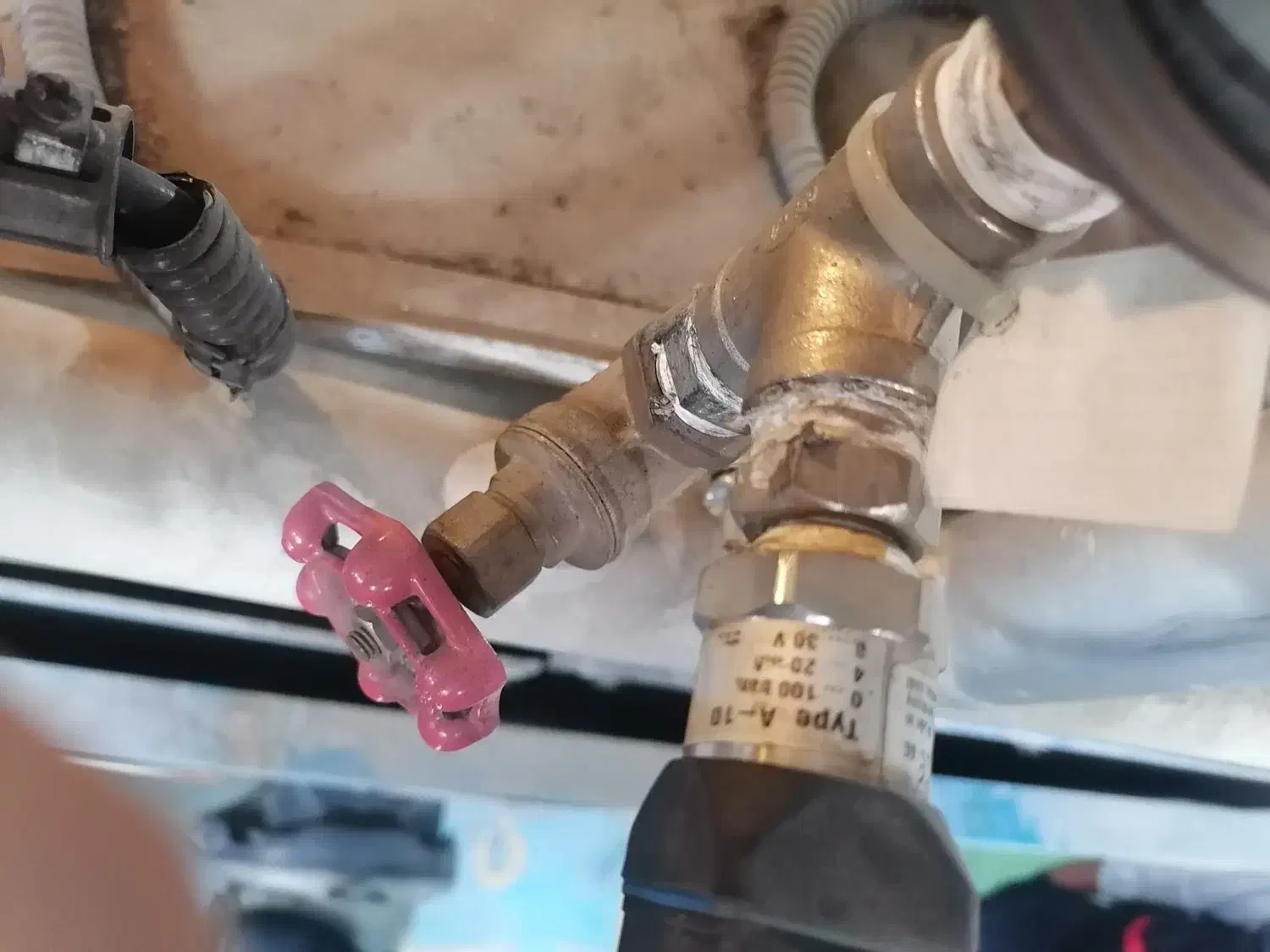 انجام تعمیرات برق دستگاه‌های صنعتی و کشاورزی|خدمات پیشه و مهارت|رشت, فلسطین|دیوار