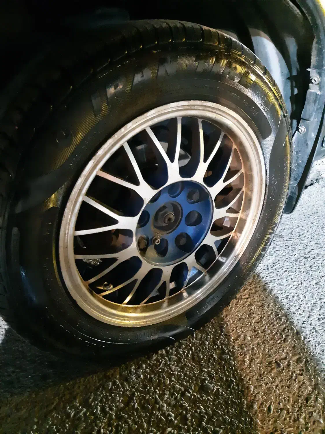 رینگ پراید|قطعات یدکی و لوازم جانبی|رشت, گلباغ نماز|دیوار