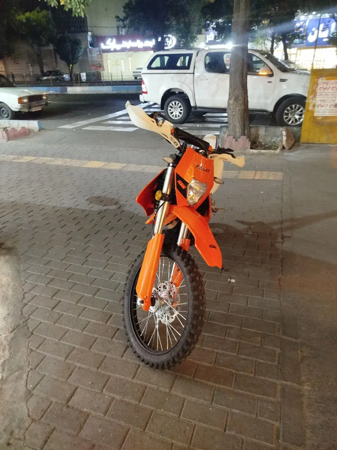 فلات ۲۵۰|موتورسیکلت|تبریز, |دیوار