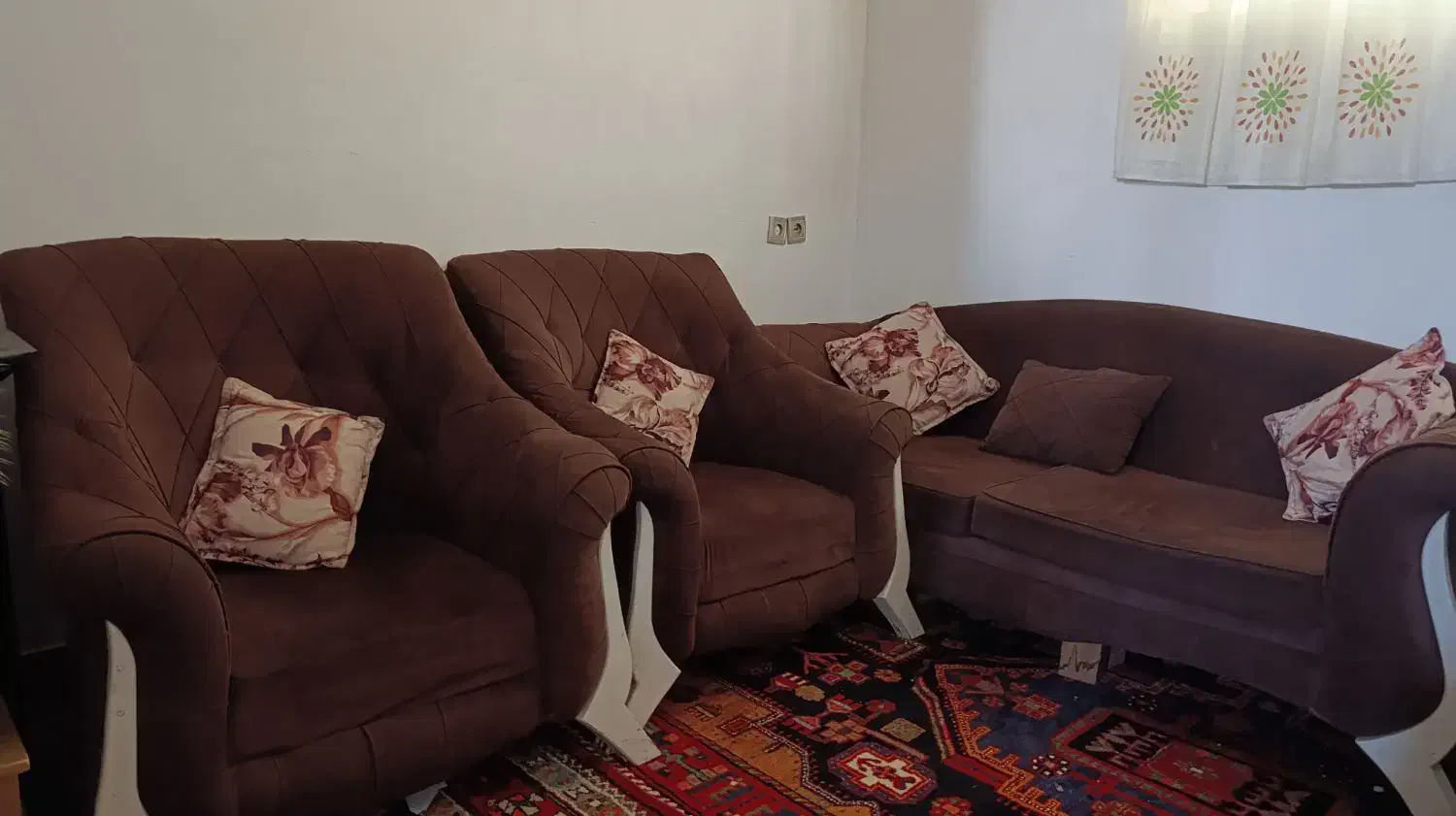 مبل هفت نفره همراه با بالشتک دره شهر|مبلمان خانگی و میز عسلی|دره شهر, |دیوار