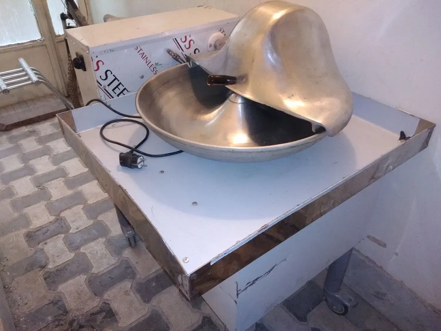 سبزی خورکن سبزایران دهنه 60 2ماه کارکرد|ماشینآلات صنعتی|مشهد, آزادشهر|دیوار