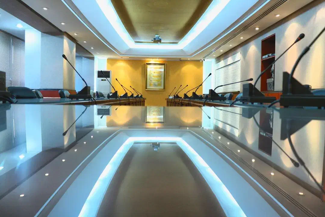 اجاره سالن همایش|اجارهٔ کوتاهمدت دفتر کار و فضای آموزشی|تهران, سنائی|دیوار