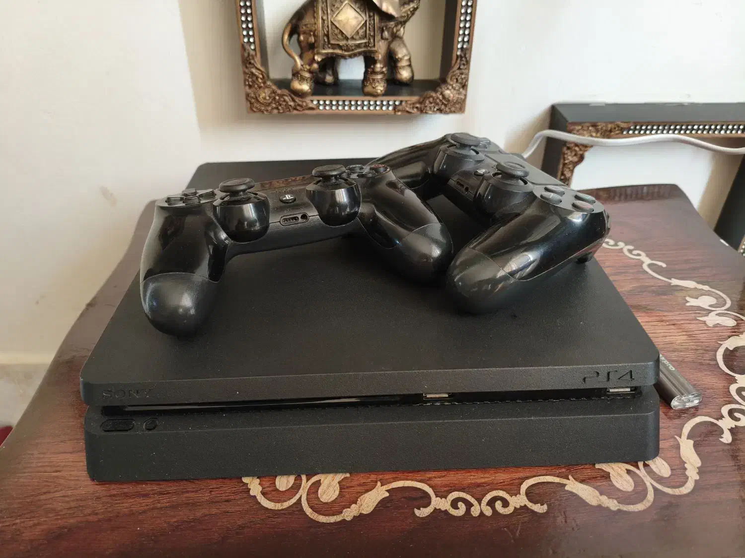 دستگاه ps4|کنسول، بازی ویدئویی و آنلاین|برخوار, |دیوار