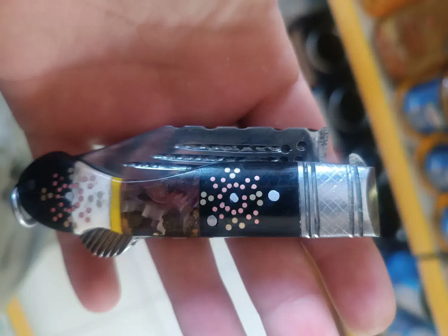 چاقوی بابا|کلکسیون اشیاء عتیقه|ارومیه, |دیوار