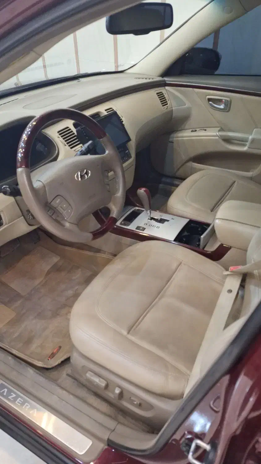 هیوندا آزارا۳۳۰۰|خودرو سواری و وانت|اصفهان, کوی گلزار|دیوار