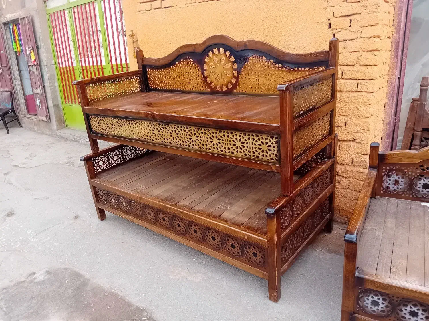 تخت سنتی|مبلمان خانگی و میز عسلی|کرمان, |دیوار