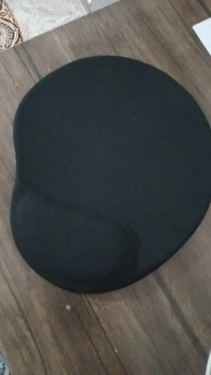 زیر موس نو تازه خریدم فوری فوری.|قطعات و لوازم جانبی رایانه|اسلام‌شهر, شهرک احمدیه|دیوار