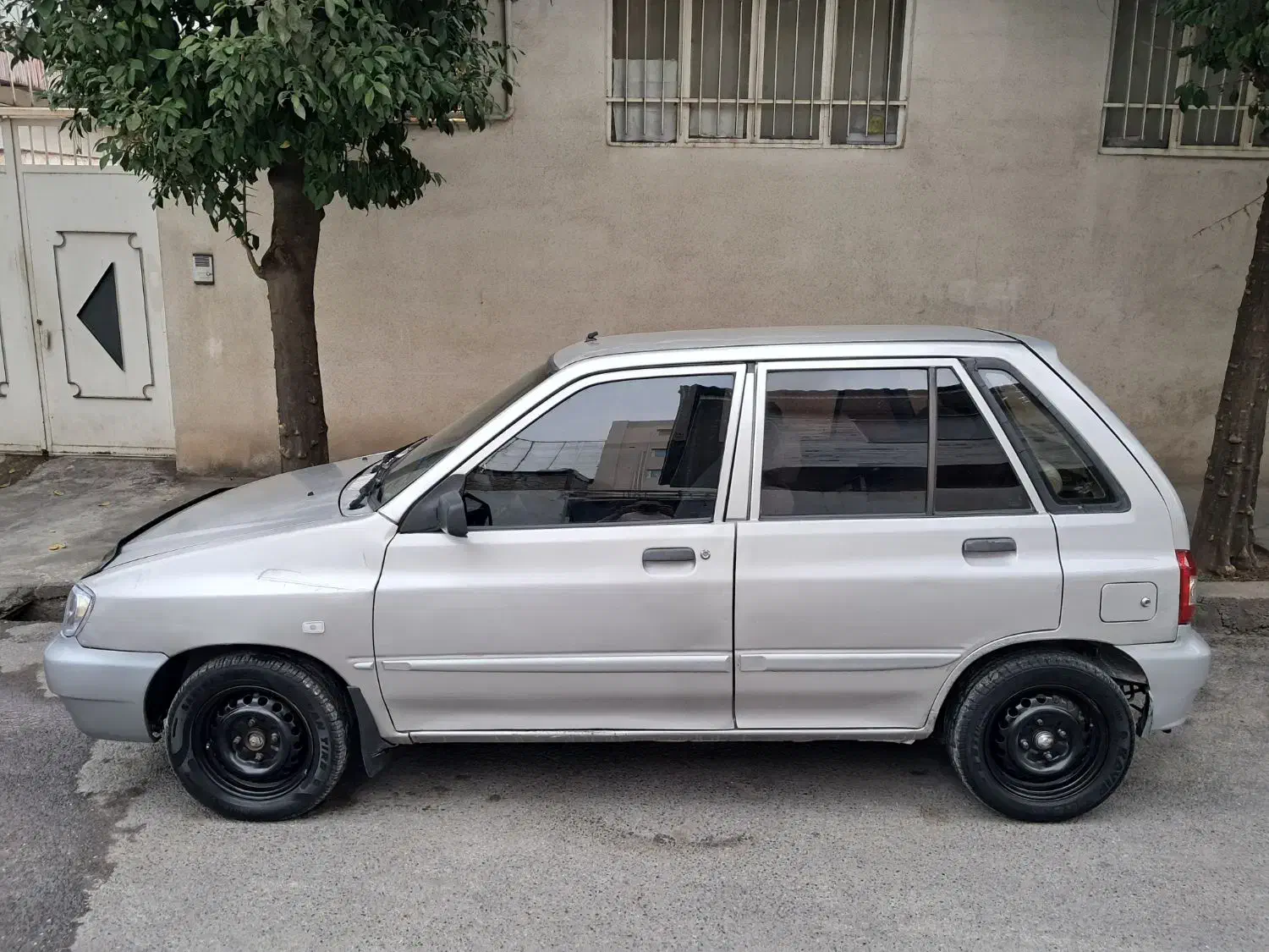 ۱۱۱ مدل ۹۲،کم کار،هیدرولیک|خودرو سواری و وانت|گرگان, |دیوار