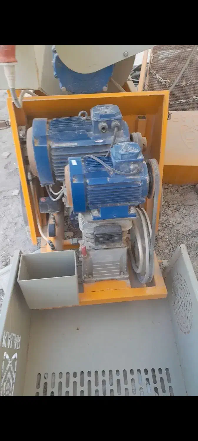 دستگاه سیمان پاش مخزن بزرگ|مصالح و تجهیزات ساختمان|اصفهان, جلفا|دیوار