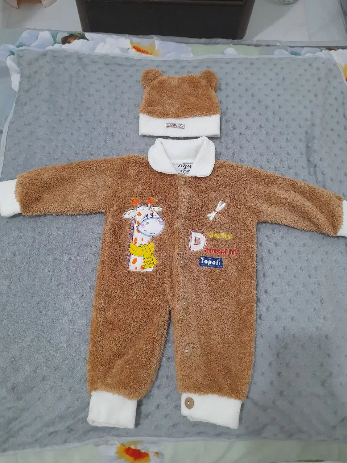 چند دست لباس نو و درحد نو فروش میرسد .|لباس|تربت جام, والفجر|دیوار