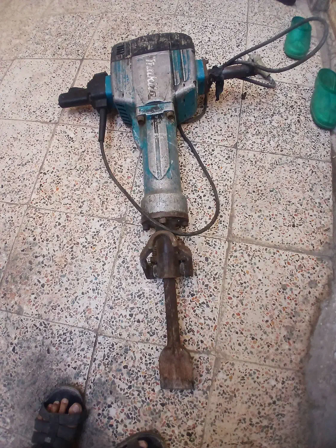 کمپرسر ماکیتا ژاپنی ۳۲ کیلویی|ابزارآلات|کوهدشت, |دیوار