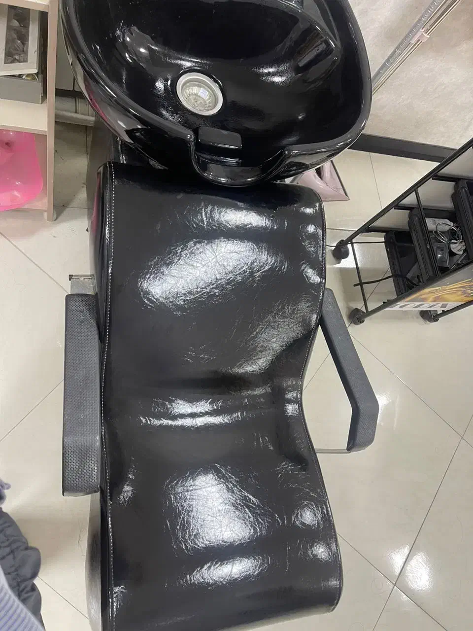 صندلی سرشور در حد نو فوقالعاده|آرایشگاه و سالنهای زیبایی|اصفهان, خانه اصفهان|دیوار