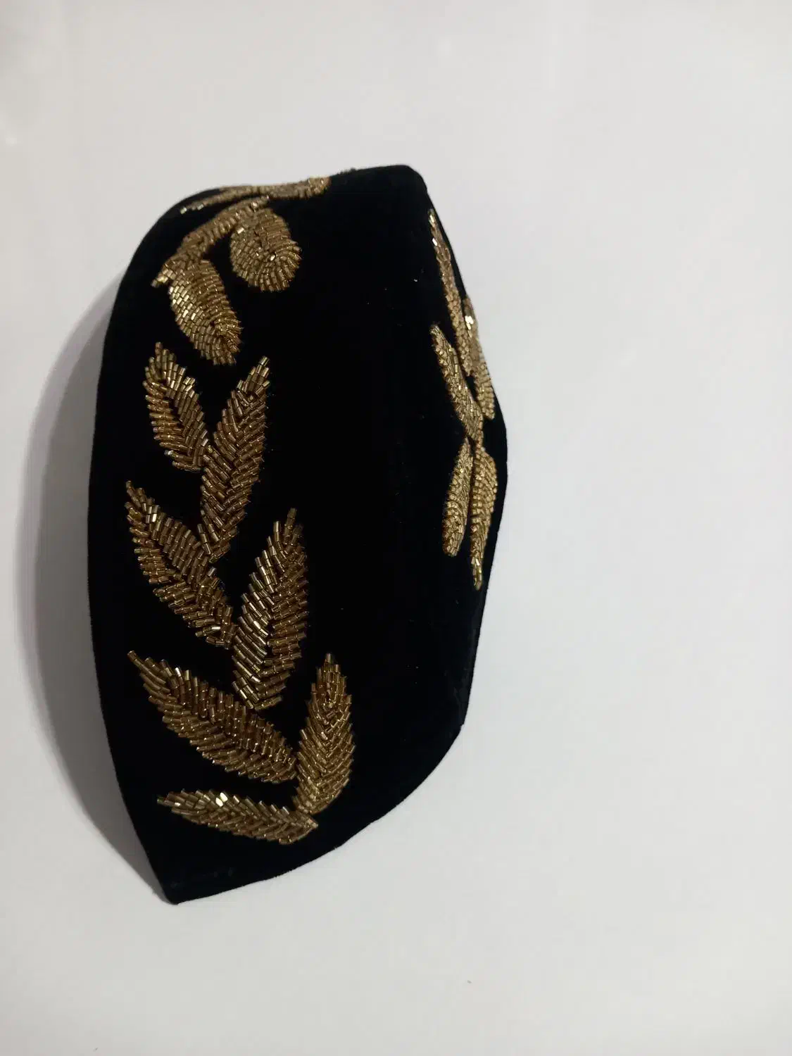 لچک|لباس|یاسوج, |دیوار