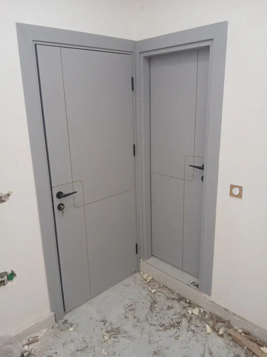 نصب درب داخلی ضدسرقت وپلی وود|خدمات پیشه و مهارت|لاهیجان, بازکیاگوراب|دیوار