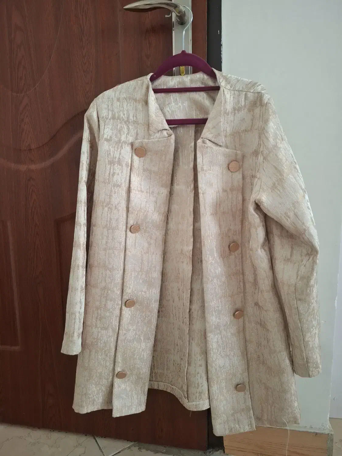 پالتو و مانتو پاییزی و مانتو مجلسی ۳تاش باهم|لباس|گرمدره, |دیوار