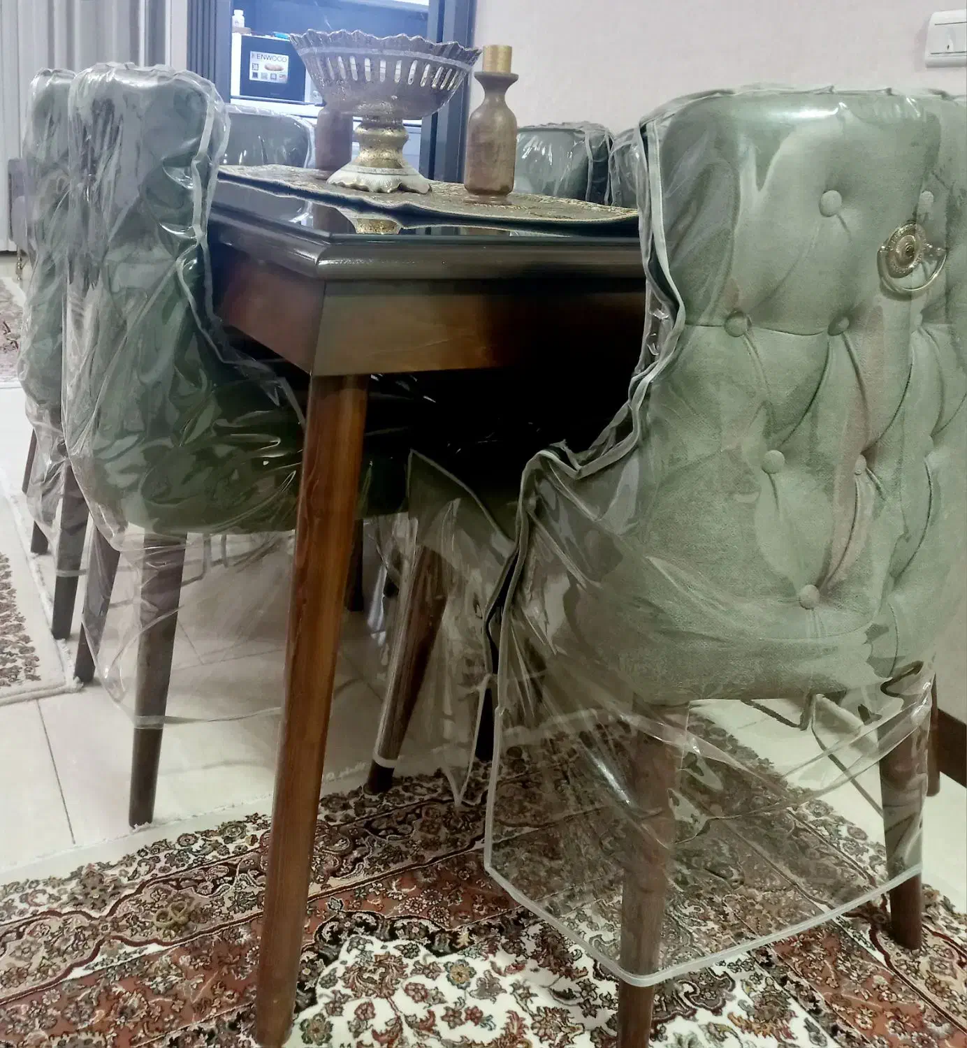 نهارخوری ۶ نفره|میز و صندلی غذاخوری|هشتگرد, فاز ۳ مهستان|دیوار