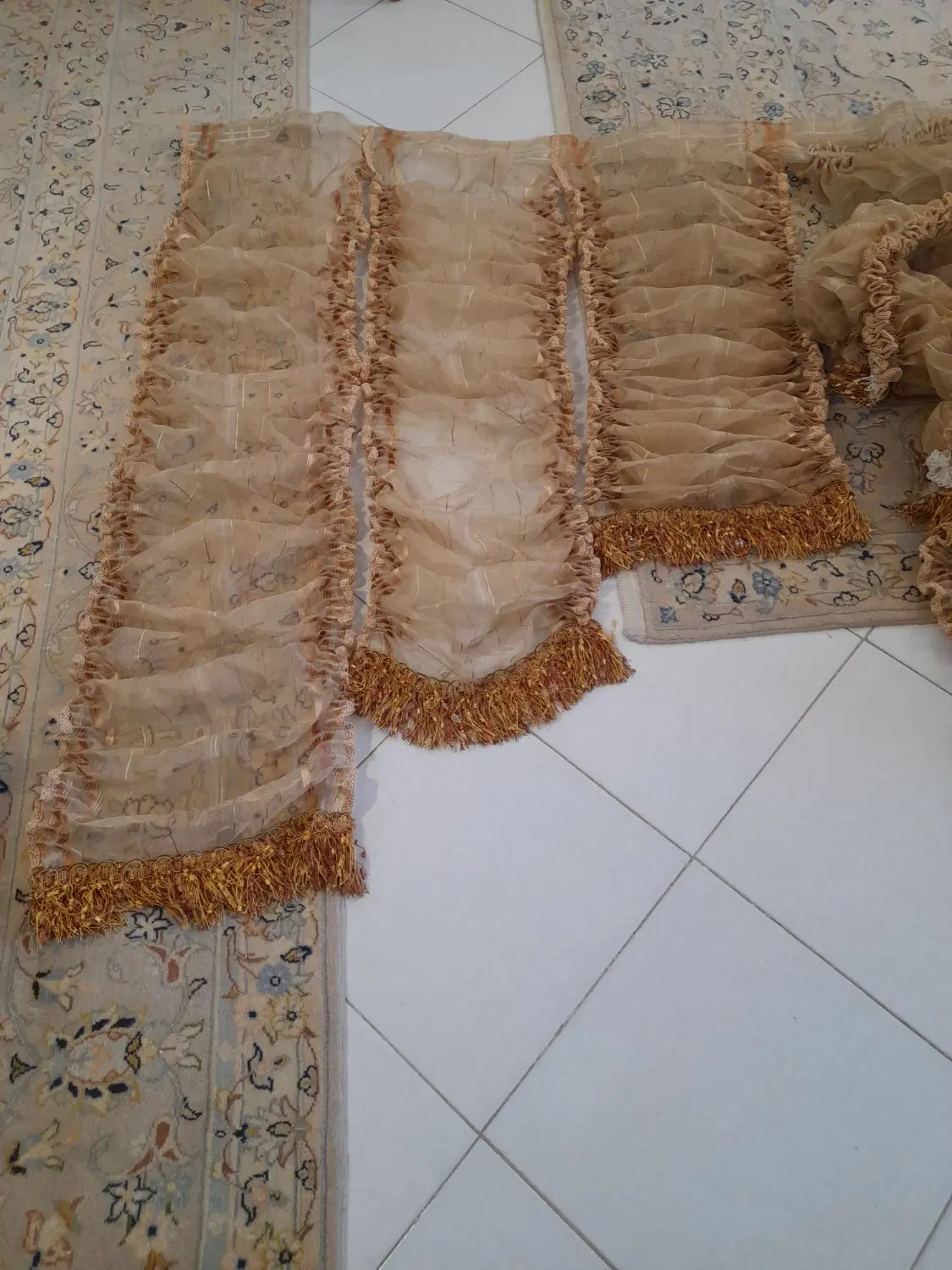 پرده شیشه ای خط دار|پرده، رانر، رومیزی|تهران, استقلال|دیوار