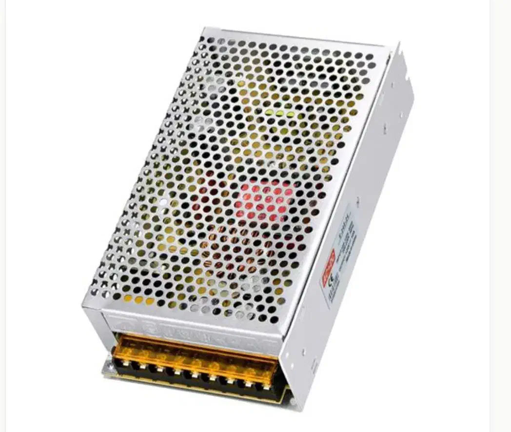 اداپتور سوئیچینگ|مودم و تجهیزات شبکه|اصفهان, محله سفلی|دیوار