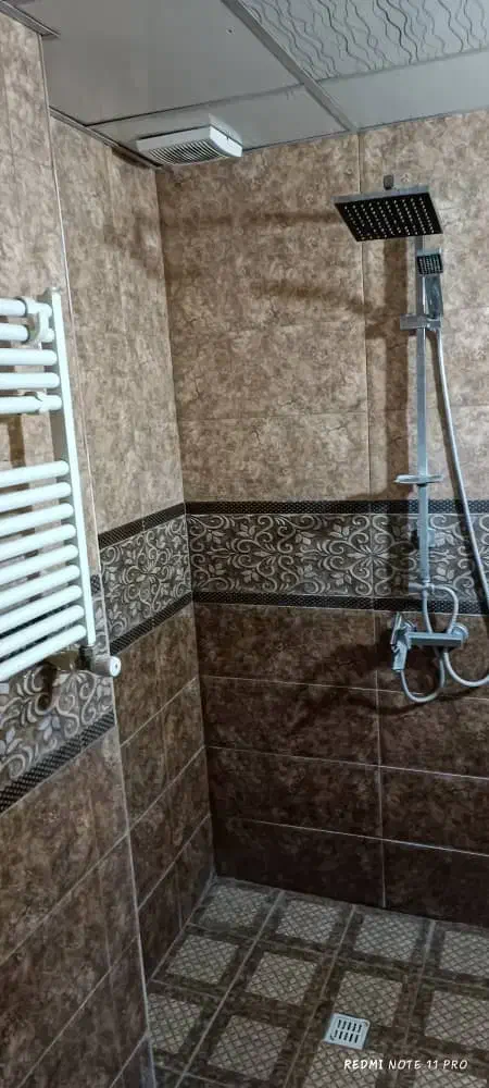 آپارتمان شیک و حیاط دار