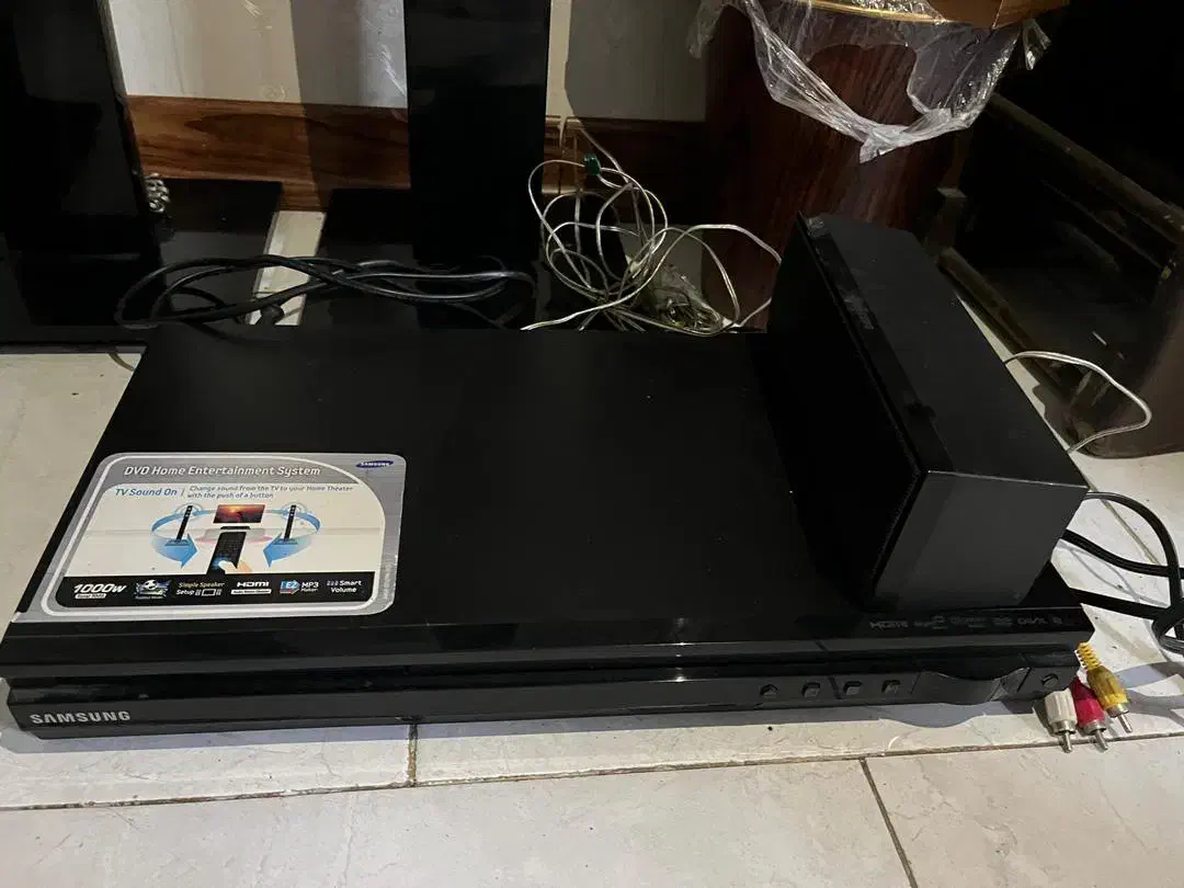 سینما خانواده ۳تا درختی ۱دونه کوچیک ی دی وی دی پخش|سیستم صوتی خانگی|تهران, شمیراننو|دیوار