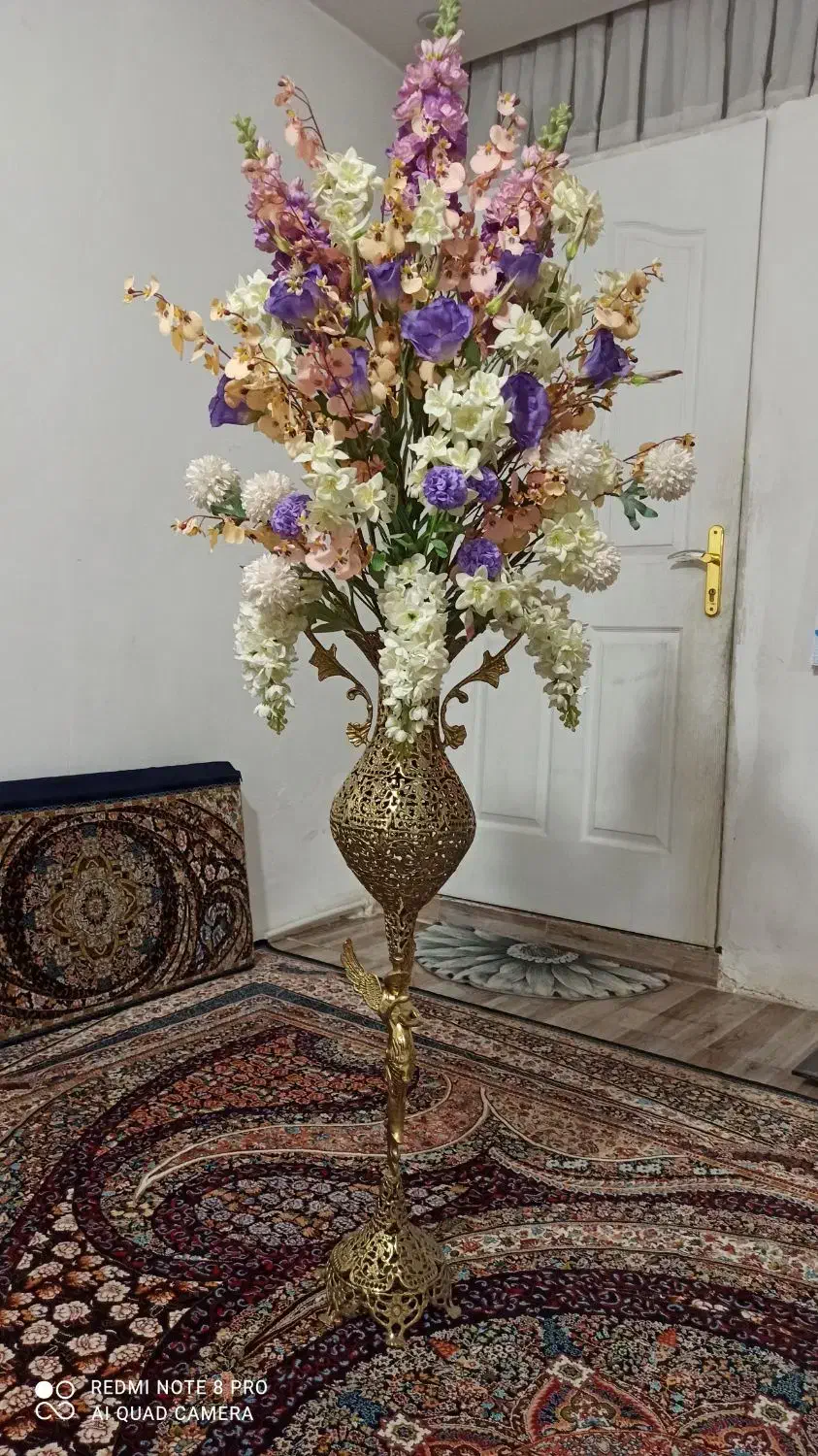 گل و گلدان برنجی|گل مصنوعی|اقبالیه, |دیوار