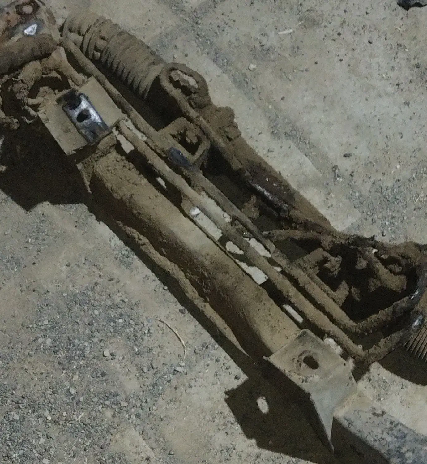 اوراقی روا وپاترول|قطعات یدکی و لوازم جانبی|سبزوار, کلاته سیفر|دیوار