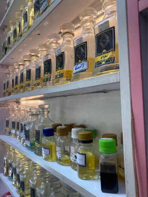 استخدام خانم برای پاره وقت یا تمام وقت عطر و ادکلن|استخدام بازاریابی و فروش|اصفهان, باب الدشت|دیوار