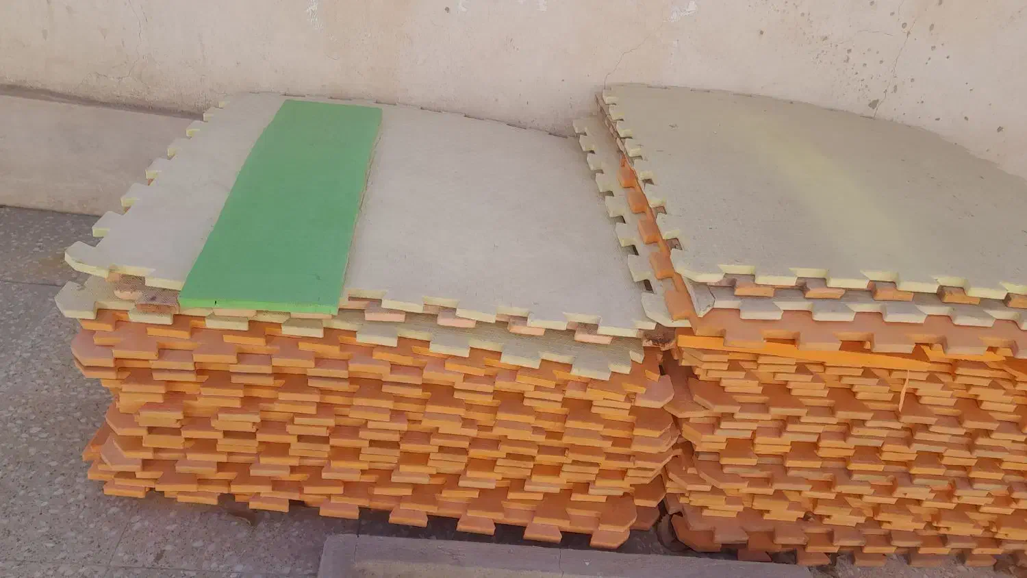 تاتامی (کف پوش)|تجهیزات ورزشی|سیرجان, |دیوار