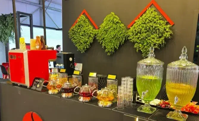 تشریفات پذیرایی مجالس ونمایشگاهی با کمترین مبلغ|خدمات پذیرایی، مراسم|تبریز, |دیوار