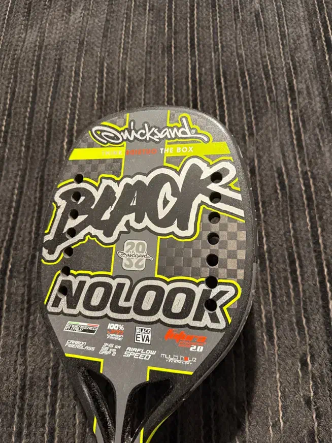 راکت تنیس ساحلی مشابه نو|ورزش‌های توپی|کیش, |دیوار