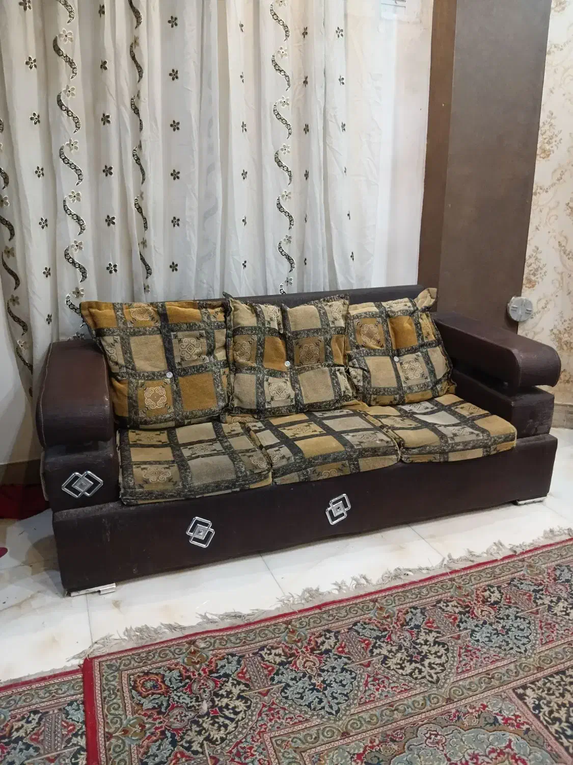 مبل راحتی|مبلمان خانگی و میز عسلی|خمینیشهر, |دیوار