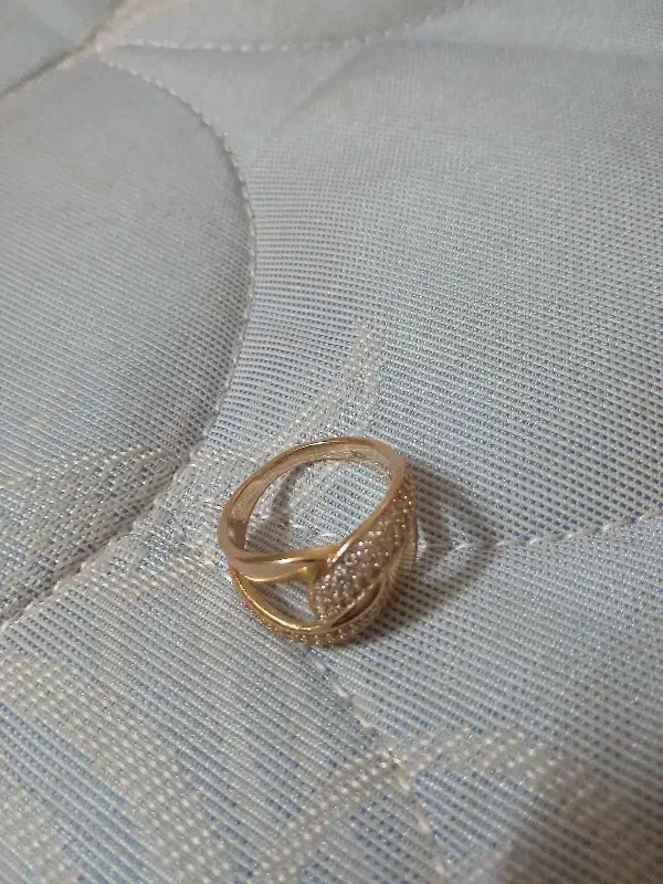 انگشتر ژوپینگ آبکاری طلا با یه گردنبند بدل|بدلیجات|قم, صفاشهر|دیوار