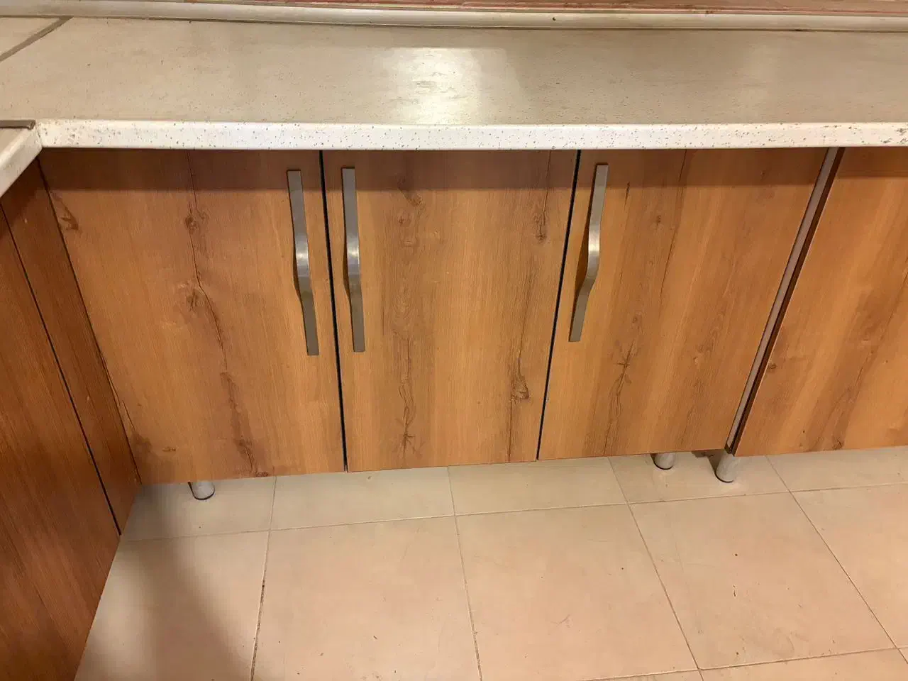 کابینت هایگلاس|مصالح و تجهیزات ساختمان|شیراز, تلخ داش|دیوار