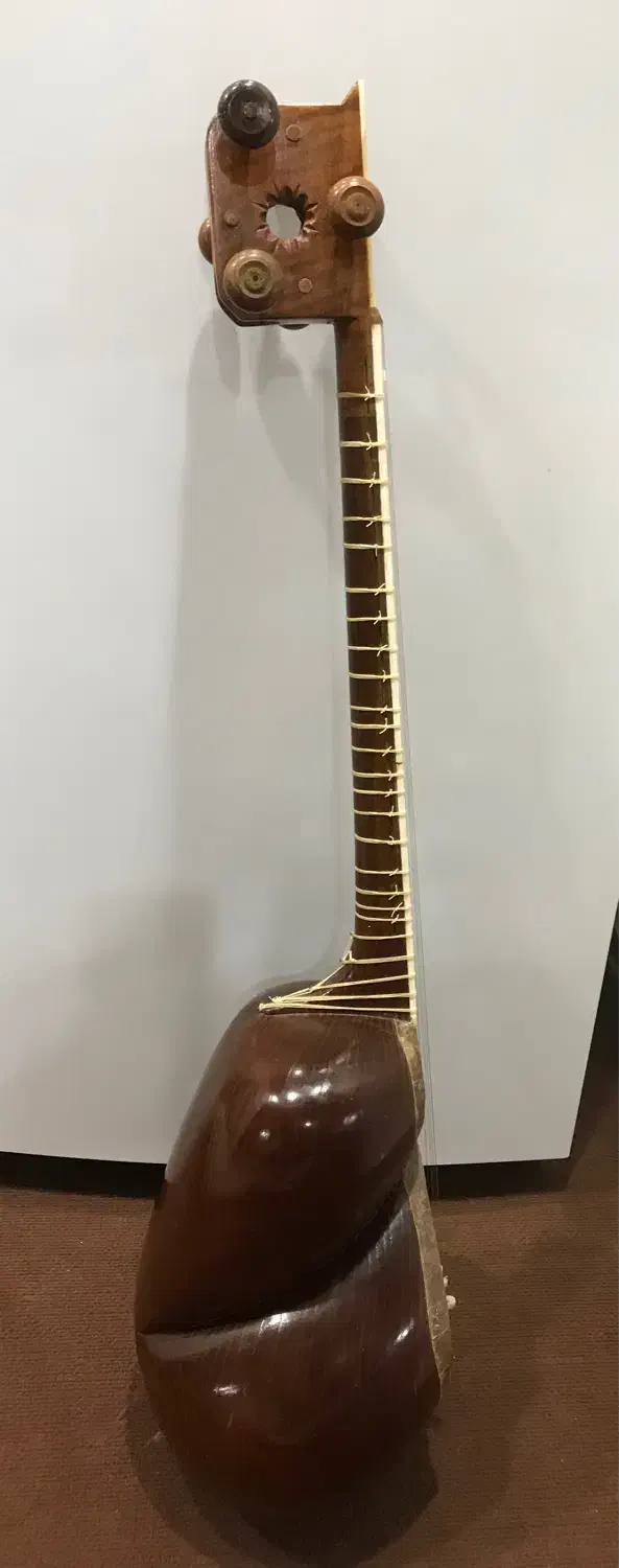 تار فرهاد|سازهای سنتی|خرم‌آباد, |دیوار