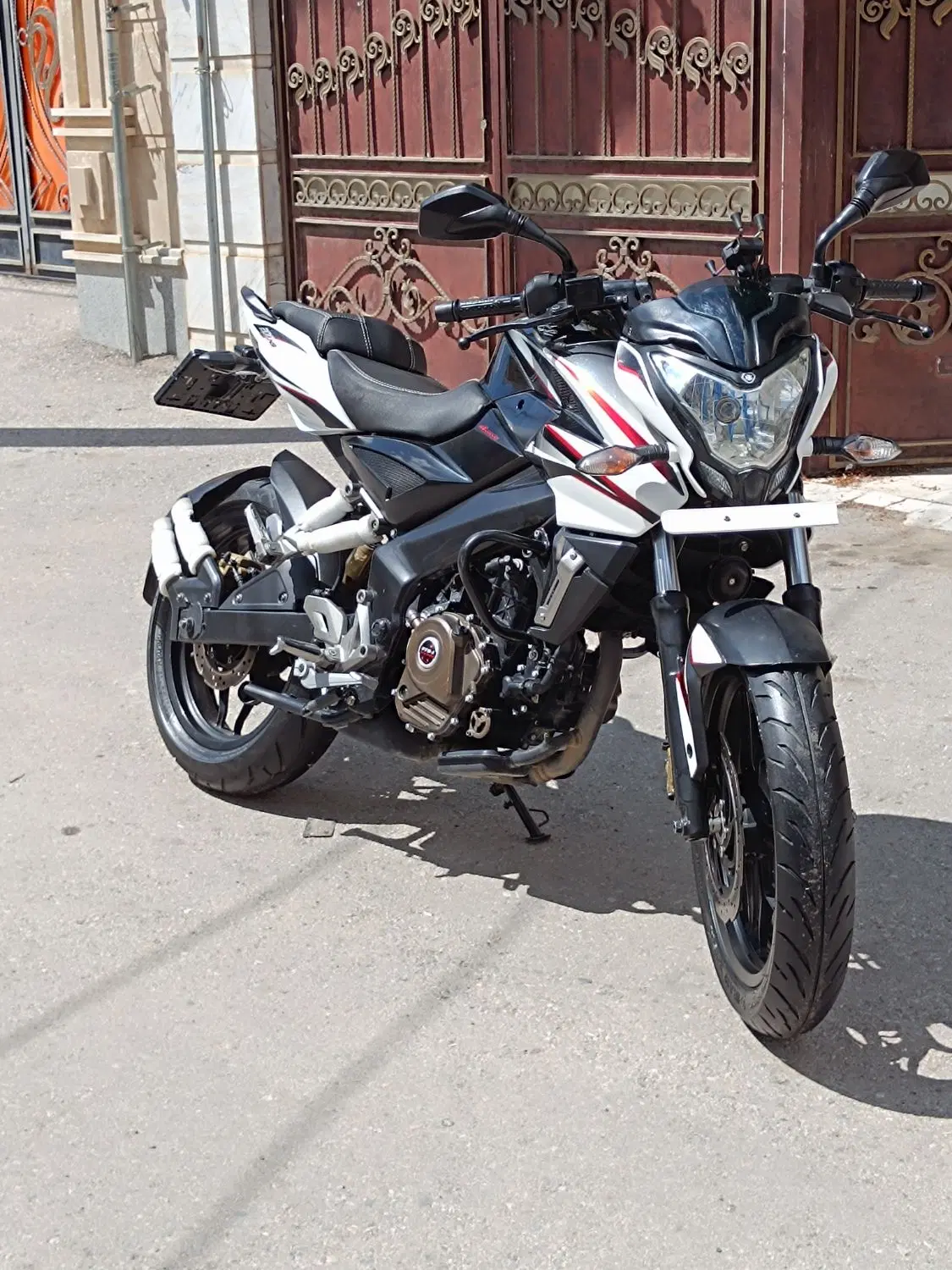 ns200|موتورسیکلت|سنندج, |دیوار