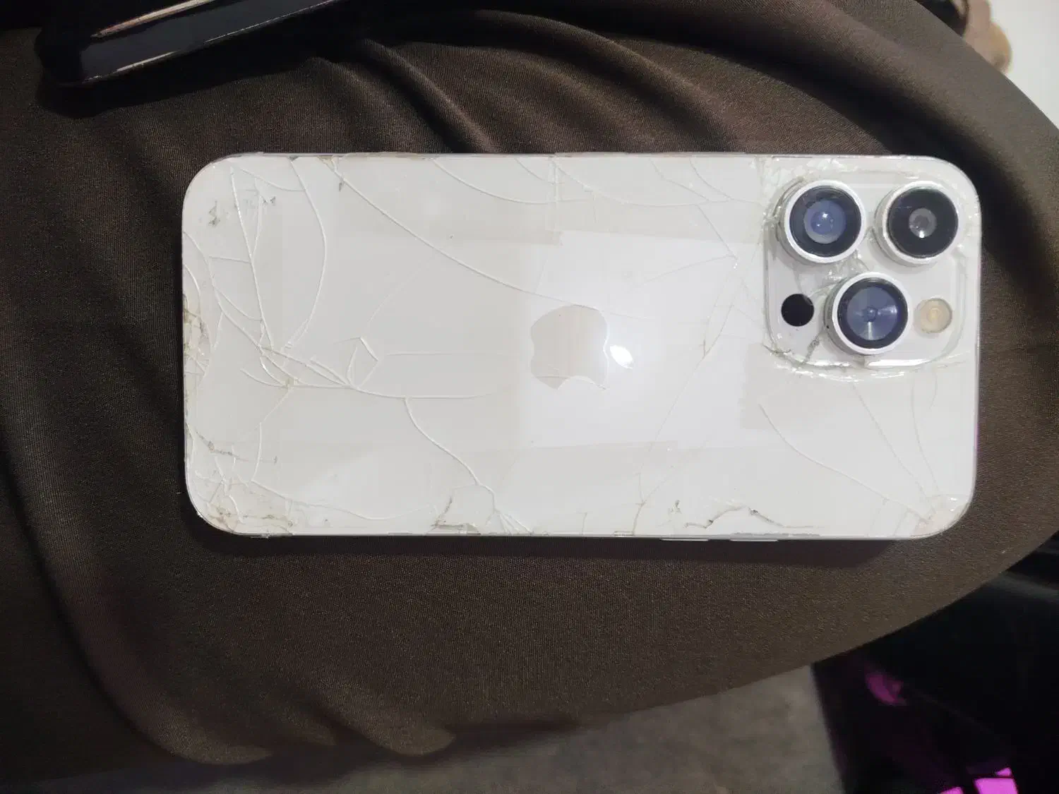 گوشی طرح آیفون ۱۴پرومکس فقط ۴|موبایل|مشهد, رده|دیوار