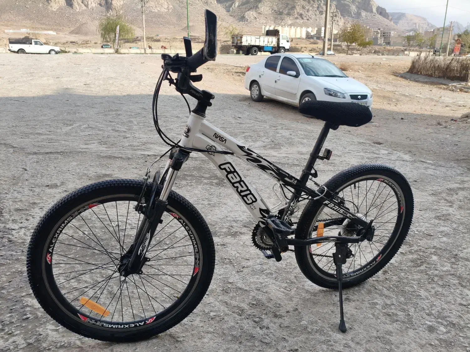 دوچرخه سایز 24 برند فاریس|دوچرخه، اسکیت، اسکوتر|کرمانشاه, |دیوار