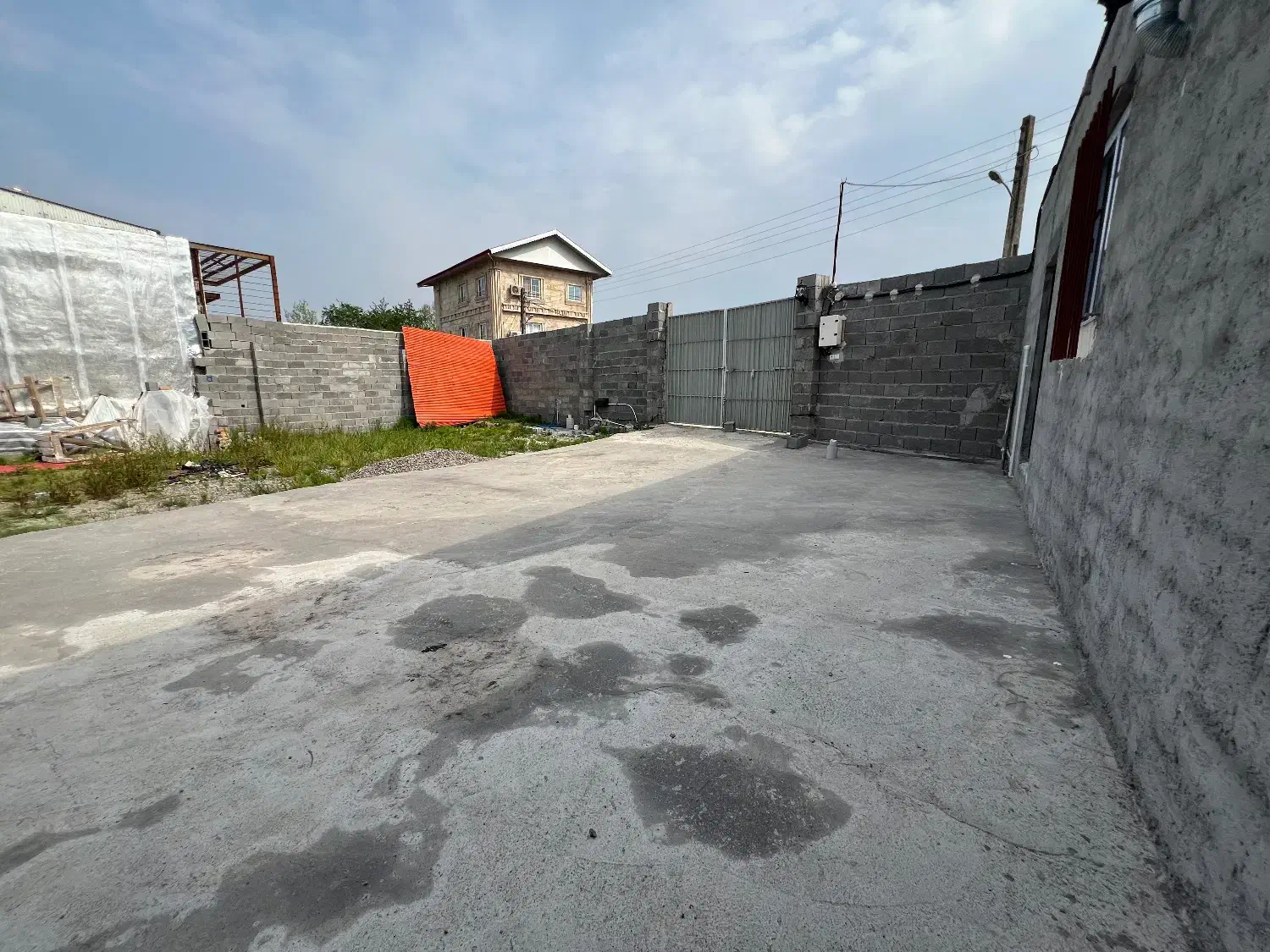 انبـار 300M/ فرزانه ،ولیعصر ،فرودگاه|اجارهٔ خانه و ویلا|رشت, شکار اسطلخ|دیوار