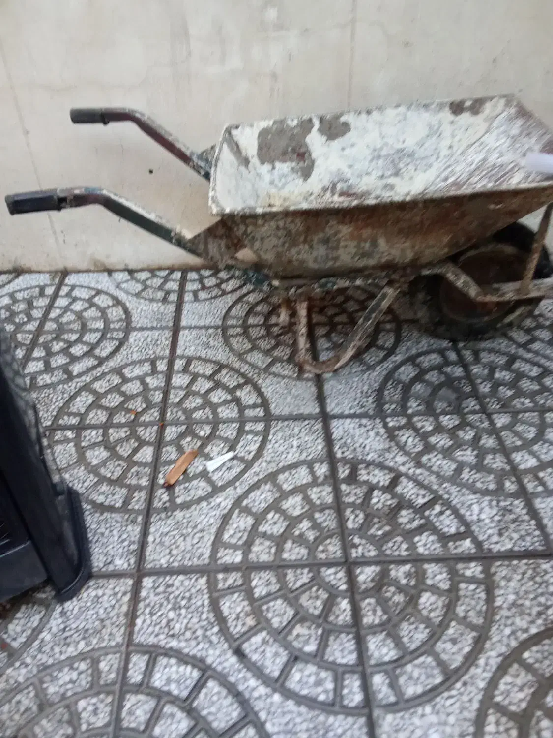 فرغون دستی|ابزارآلات|تبریز, |دیوار